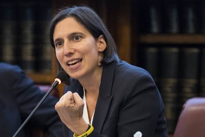 Elly Schlein propone un dialogo con Giorgia Meloni sul piano energetico