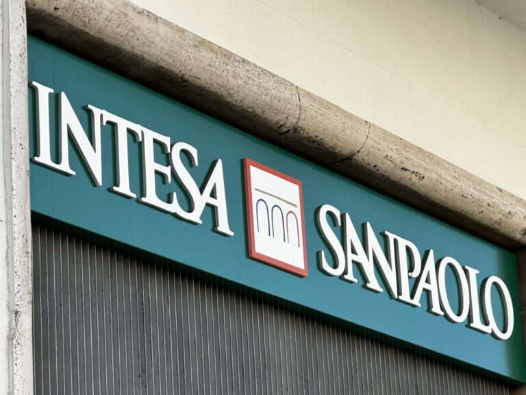 Logo Intesa Sanpaolo